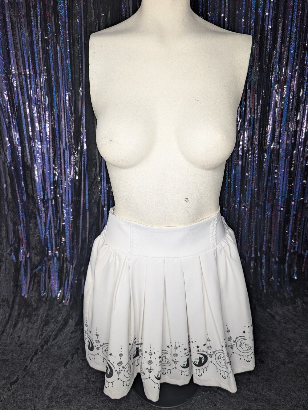 lolita Sailormoon White Pleated skirt with Back Bow
